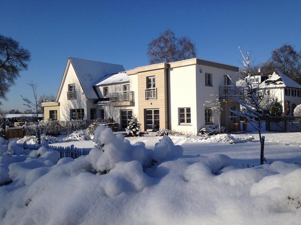 Le Chataignier Hotel Wezembeek-Oppem ภายนอก รูปภาพ