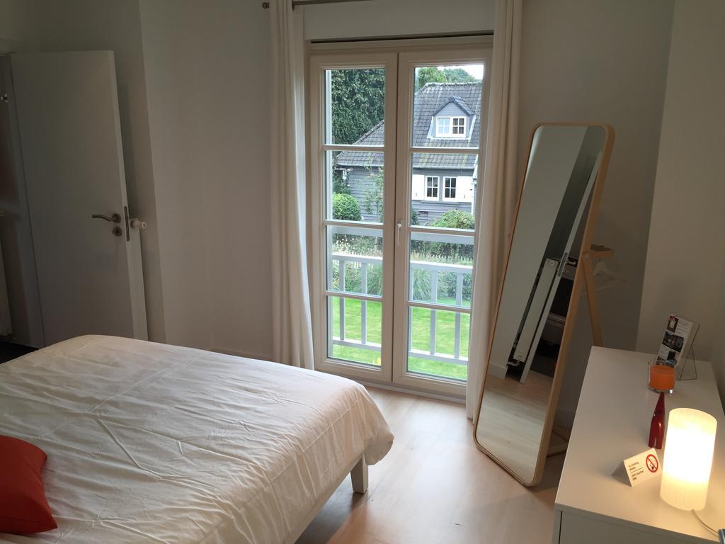 Le Chataignier Hotel Wezembeek-Oppem ภายนอก รูปภาพ
