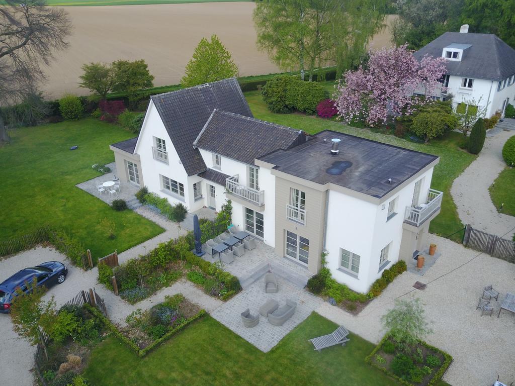 Le Chataignier Hotel Wezembeek-Oppem ภายนอก รูปภาพ